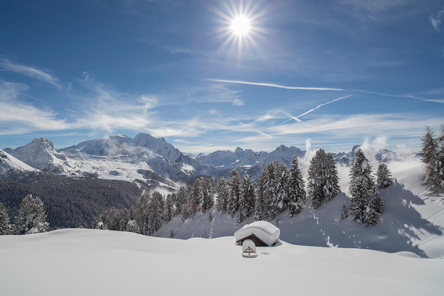 Hotel Gran Paradis Campitello di Fassa Esterno foto
