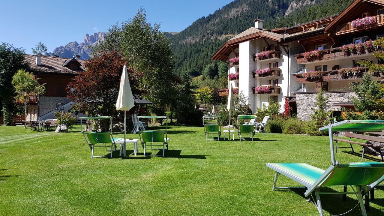Hotel Gran Paradis Campitello di Fassa Esterno foto